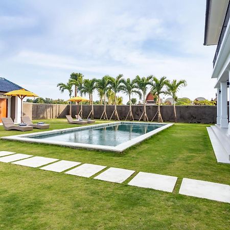 Villa Besakih 5Br, 5 Mins To Beach - Canggu Εξωτερικό φωτογραφία