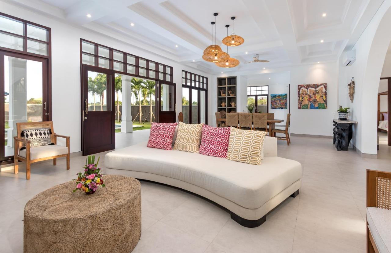 Villa Besakih 5Br, 5 Mins To Beach - Canggu Εξωτερικό φωτογραφία