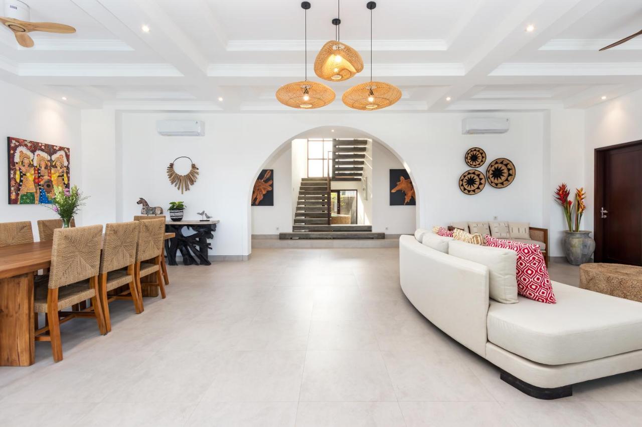 Villa Besakih 5Br, 5 Mins To Beach - Canggu Εξωτερικό φωτογραφία